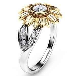 18K YELLOW & WHITE GOLD DIAMOND SUNFLOWER RING